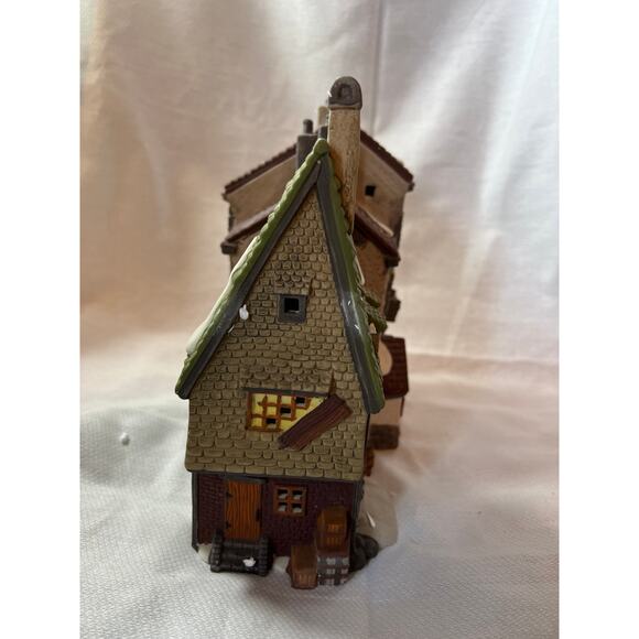 Dept 56 Dickens’ Village Oliver Twist Fagin’s Hide-A-Way #55522 1990 w/light Box - Picture 4 of 7